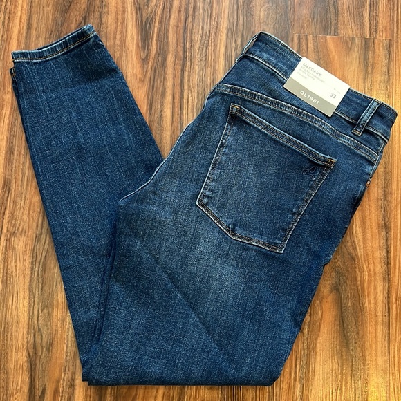 DL1961 Margaux Mid-Rise Instasculpt Ankle Skinny - Picture 5 of 15